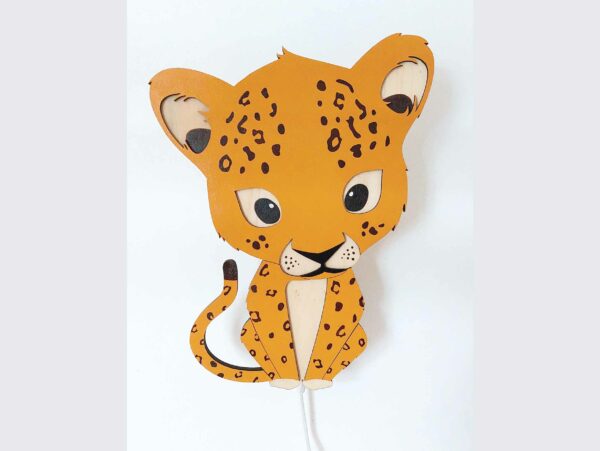 lampe-veilleuse-leopard-bois